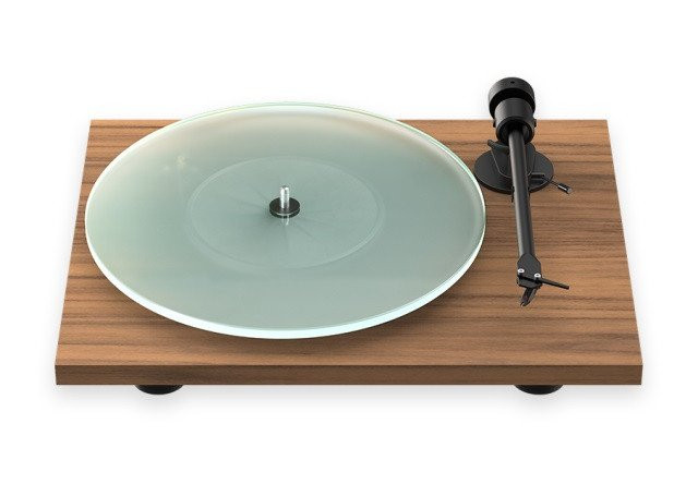 PRO-JECT Проигрыватель пластинок T1 EVO OM10 ОРЕХ EAN:9120129864756