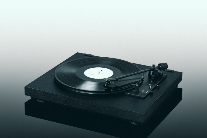 PRO-JECT Проигрыватель пластинок A1 OM10 ЧЕРНЫЙ EAN:9120122291672
