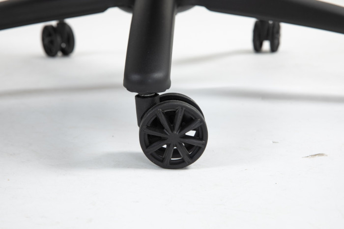 Игровое кресло WINTEK YX-8045-4D, искусств. кожа, газлифт 4 класса 100 мм, 350мм метал. крестовина