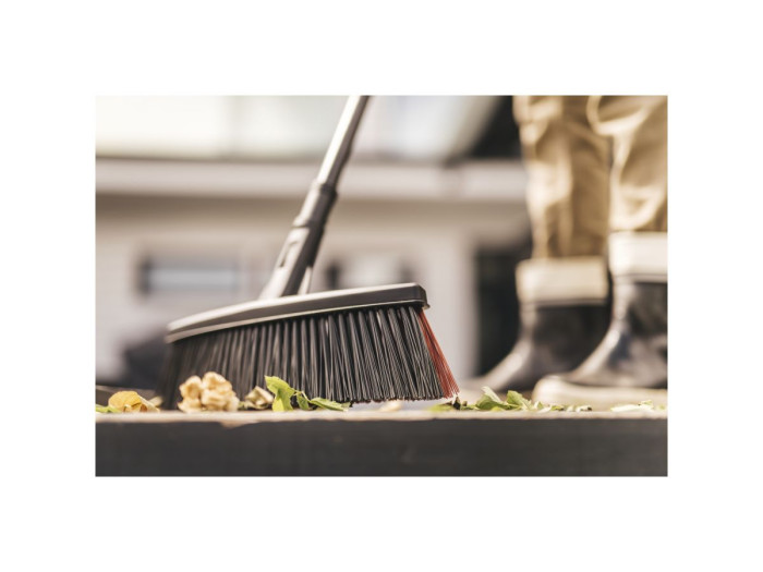 Щетка М Solid без черенка FISKARS