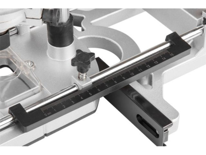 Фрезер вертикальный WORTEX MM 5519 E в кор. + аксессуары 2000 Вт, цанга 8/12 мм, 8000-23000 об/мин