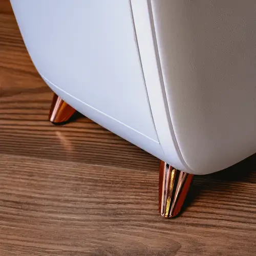 Мини-холодильник для косметики BONA BN-06LG — сохраните свежесть и качество ваших косметических средств!