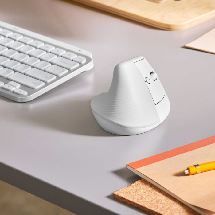 Мышь беспроводная Logitech LIFT PALE GREY (400-4000 dpi, Bluetooth, USB-ресивер Logi Bolt®, 4 настраиваемые кнопки)