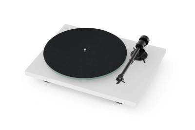 PRO-JECT Проигрыватель пластинок T1 EVO BT OM10 ОРЕХ EAN:9120129864817