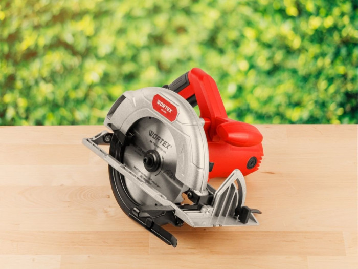 Циркулярная пила WORTEX CS 1865 в кор.
