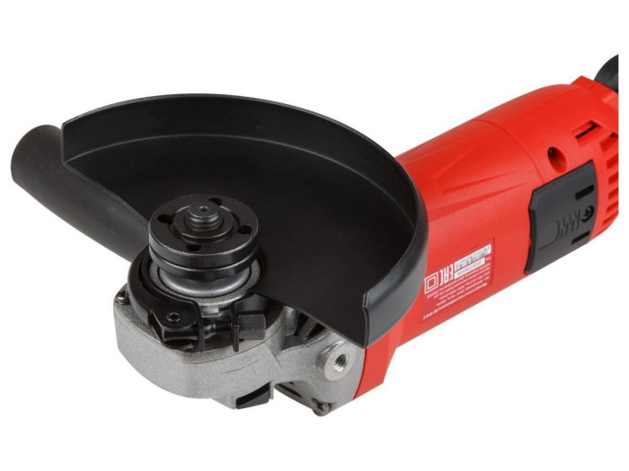 Одноручная углошлифмашина WORTEX AG 1512 E в кор. 1400 Вт, 150 мм, 0-11000 об/мин