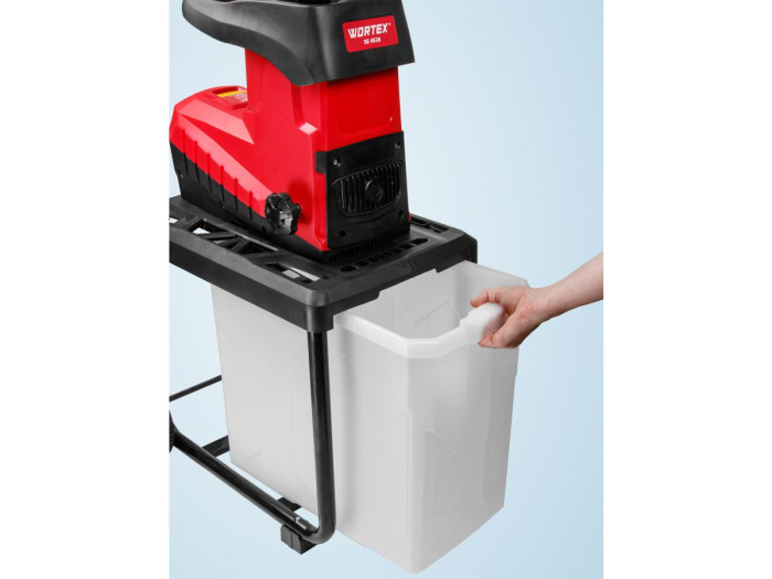 Садовый измельчитель WORTEX SE 4528 2.8 кВт, индукц.двиг., фреза, диам.веток 45 мм