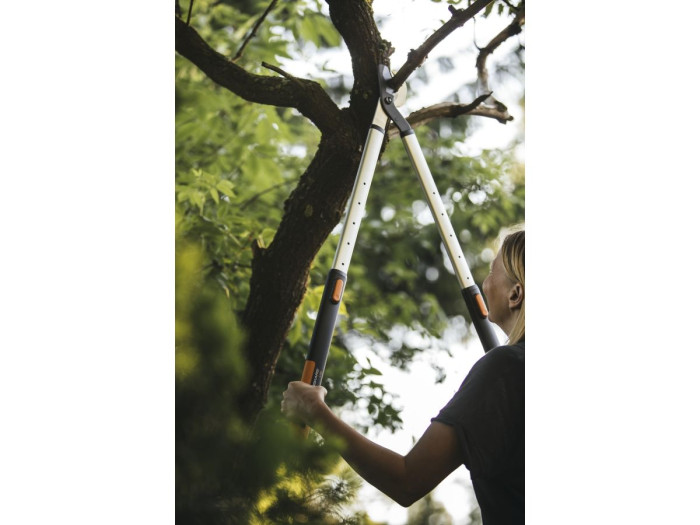 Сучкорез контактный телескопический L86 FISKARS SmatrFit