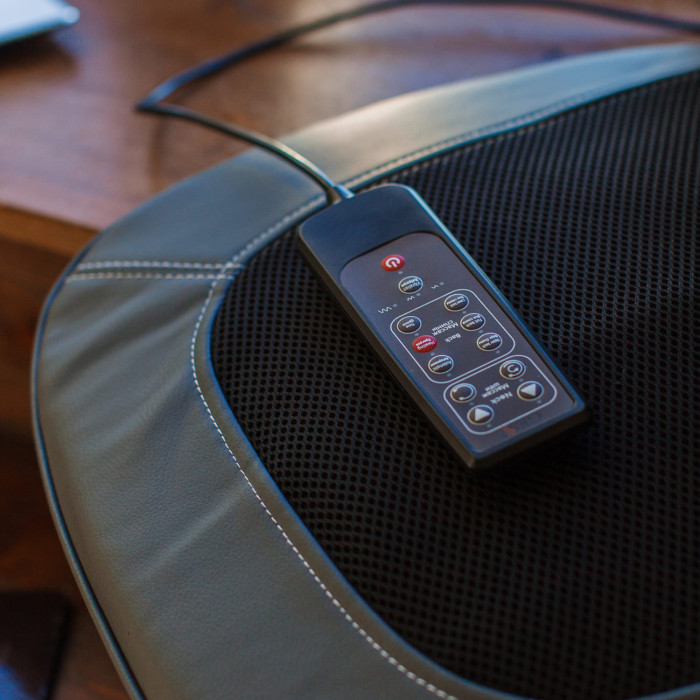 Body Care PLUS массажная накидка