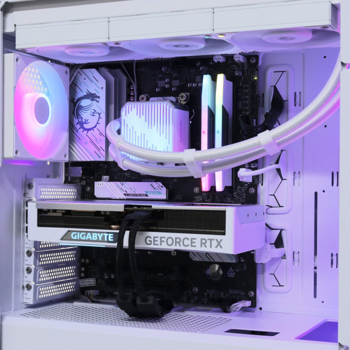 Ryzen 5 7600X3D- 4.1GHz/B840/RAM 32GB/SSD 1TB (M.2)/RTX 4070 Ti SUPER-16GB/no DVD/800W/