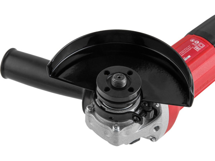 Одноручная углошлифмашина WORTEX AG 1207-6 в кор. 750 Вт, 125 мм, 0-11000 об/мин
