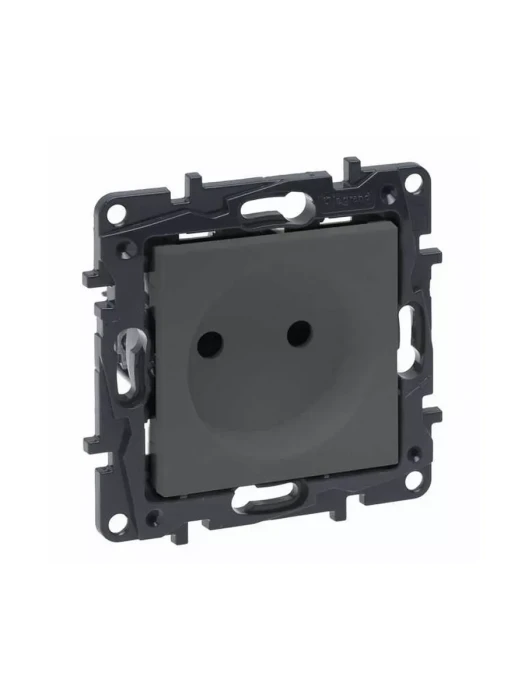 Розетка 2К Niloe Step 16А 250 В с з/ш винт. клеммы Сталь